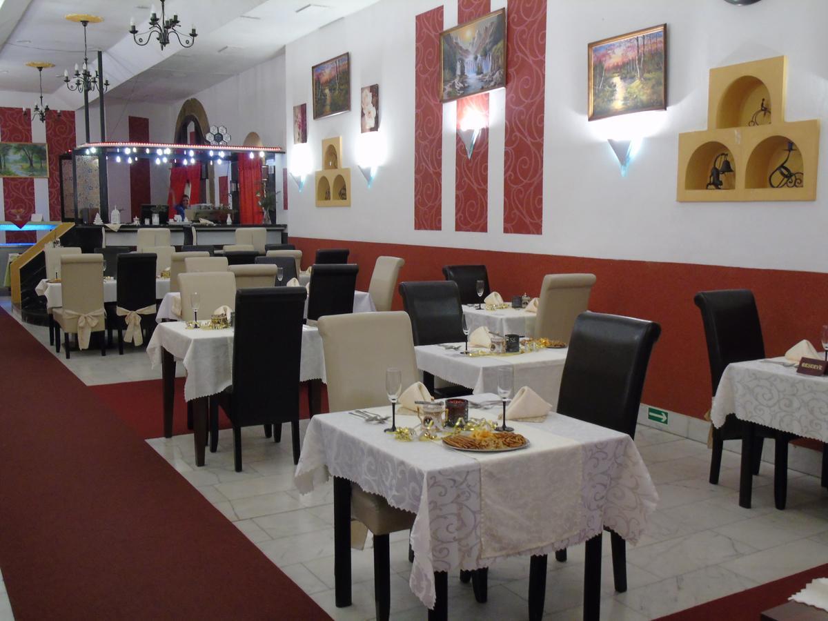 Gl Hotel Trutnov Eksteriør bilde