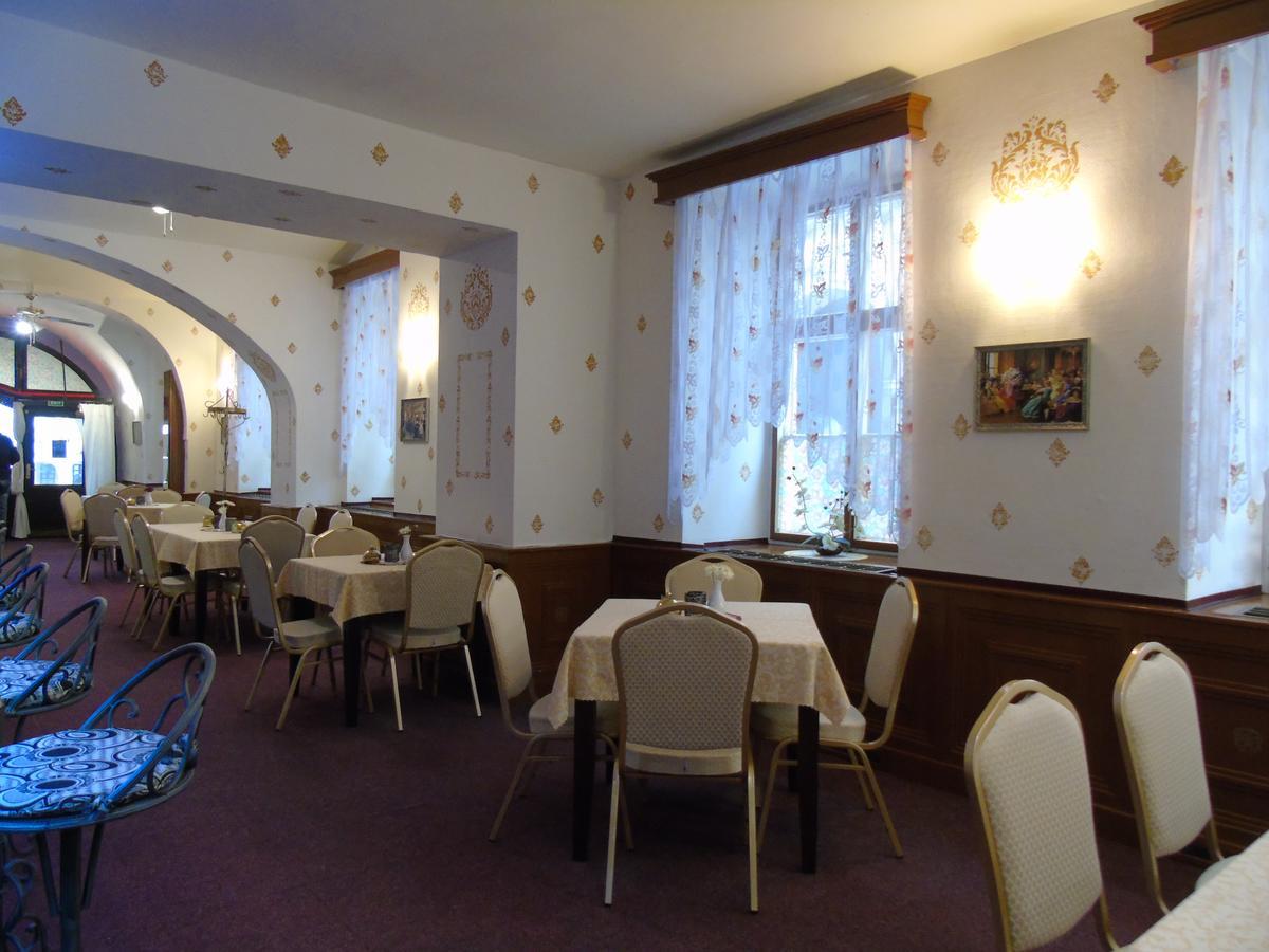 Gl Hotel Trutnov Eksteriør bilde