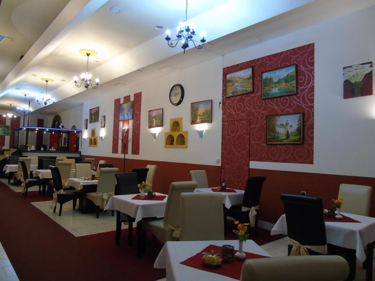 Gl Hotel Trutnov Eksteriør bilde