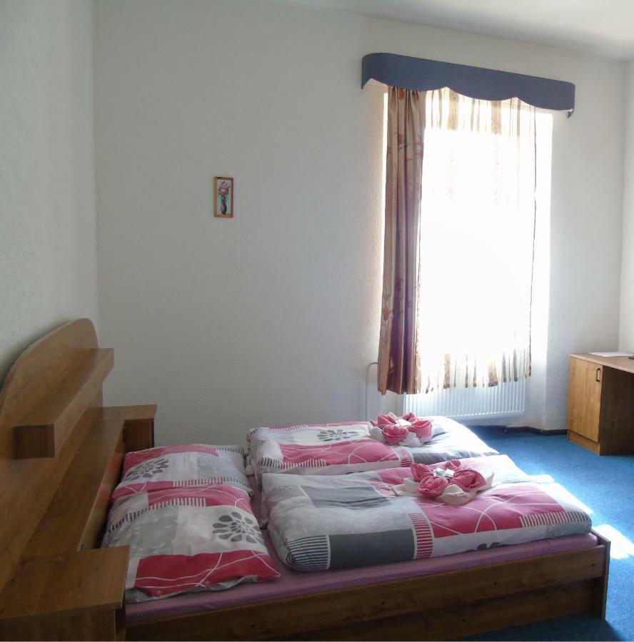 Gl Hotel Trutnov Eksteriør bilde